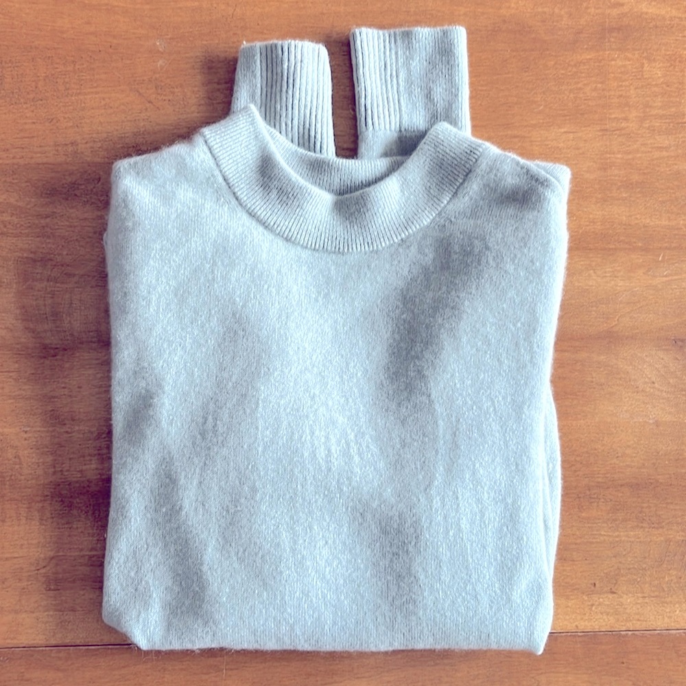 Everlane Cashmere Sweater
